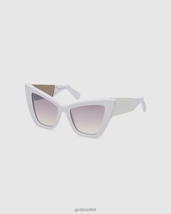 Women GCDS GD0026 Cat-eye sunglasses White 0FVX555